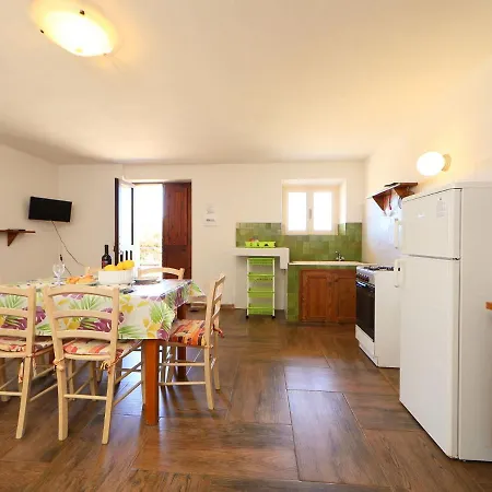 Ananas 2 A By Interhome *
